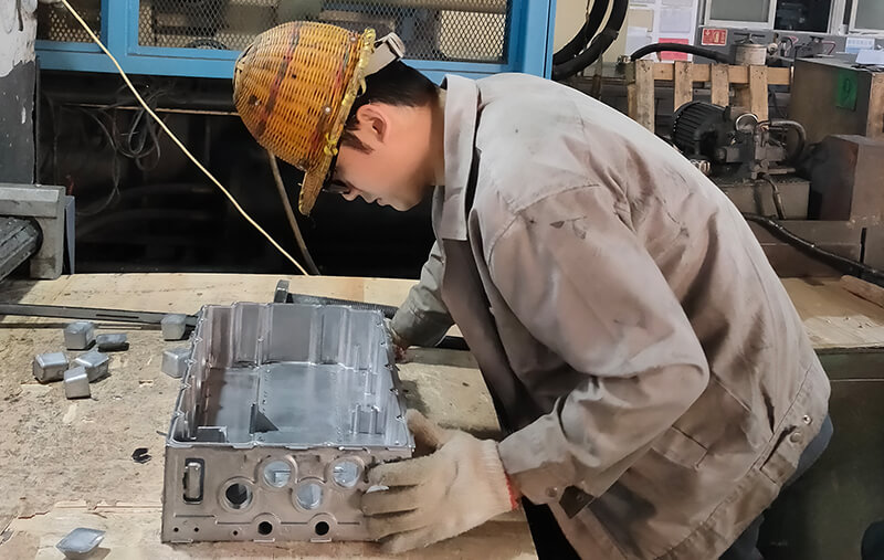 壓鑄巡檢，自檢